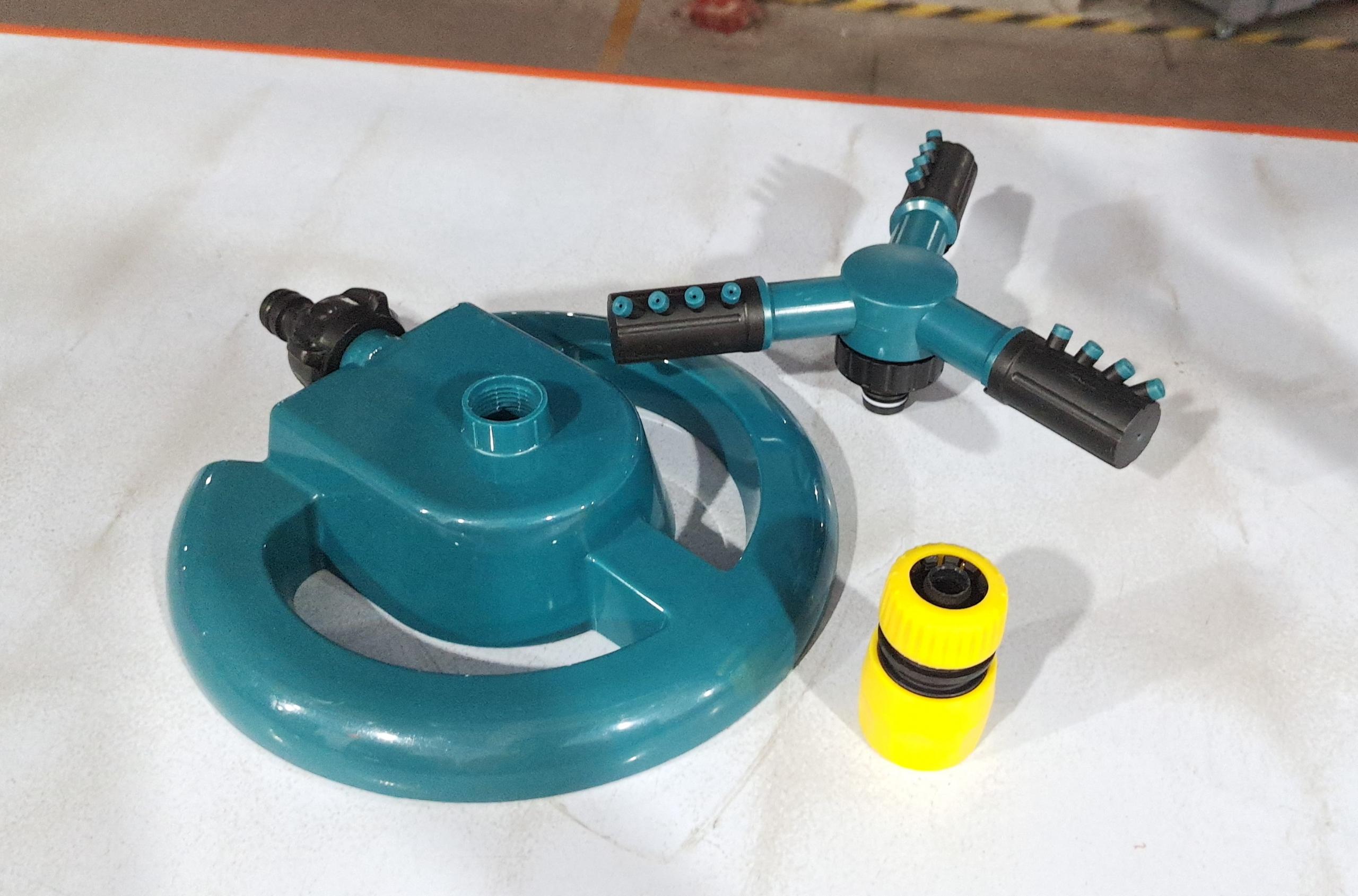 360° Rotating Garden Sprinkler – Adjustable Lawn & Yard Watering Tool