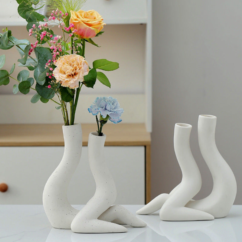 Human Shape Ceramic Vase – Modern Minimalist Flower Holder for Home