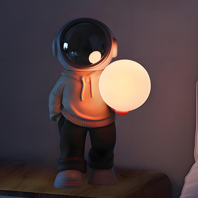 Spaceman Bluetooth Speaker Lamp – Colorful LED Night Light with Wireless Audio