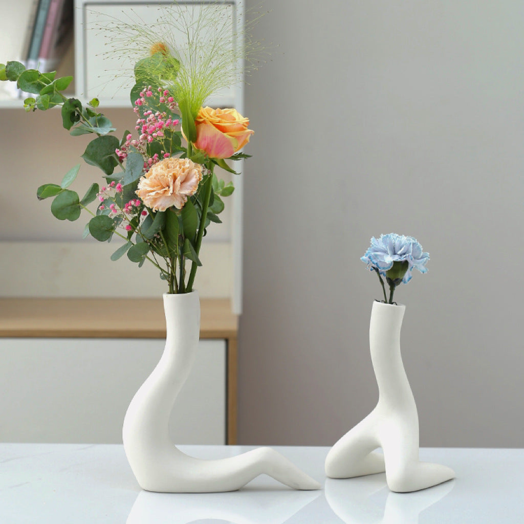 Human Shape Ceramic Vase – Modern Minimalist Flower Holder for Home